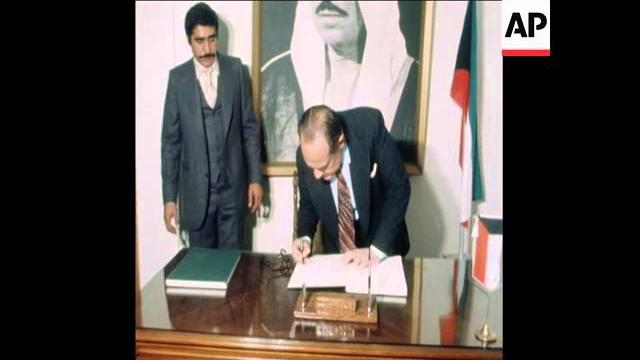 SYND 2 1 78 DIGNITARIES VISIT KUWAIT EMBASSY IN CAIRO TO EXPRESS CONDOLENCES FOR DEATH OF EMIR SYND 2 1 78 DIGNITARIES VISIT KUWAIT EMBASSY IN CAIRO TO EXPRESS CONDOLENCES FOR DEATH OF EMIR
