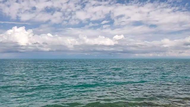 Озеро Иссык-Куль, Кыргызстан. Скринсейвер, футаж, фон для видео (4K) // Issyk-Kul lake. Kyrgyzstan. Озеро Иссык-Куль, Кыргызстан. Скринсейвер, футаж, фон для видео (4K) // Issyk-Kul lake. Kyrgyzstan.